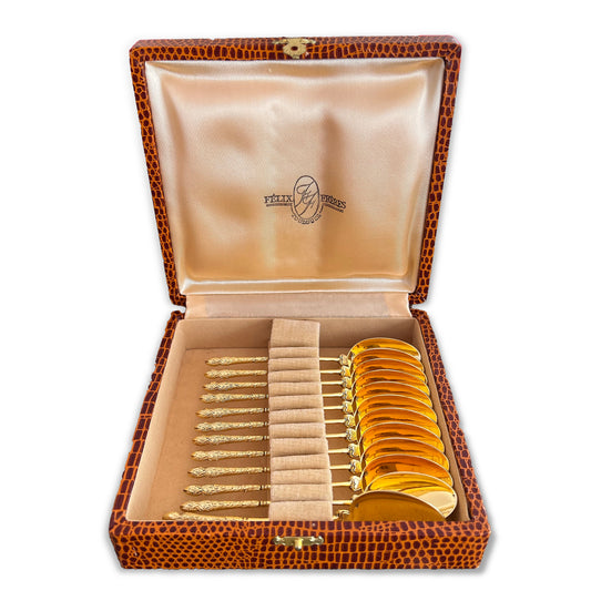 12 cuillères à moka, métal doré, France