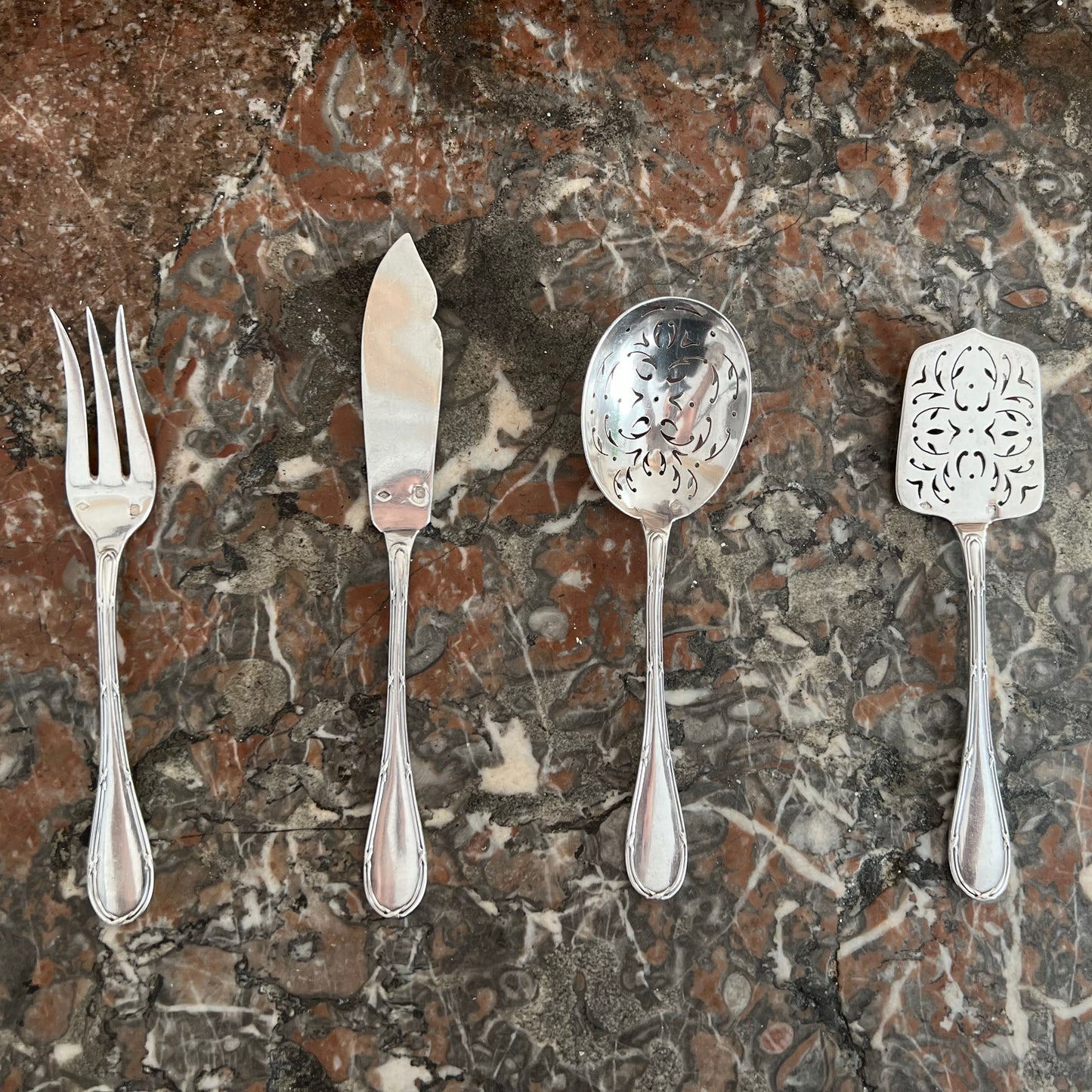 Service à Hors d'oeuvre, argent massif, Henri Lapparra (1923-1960)