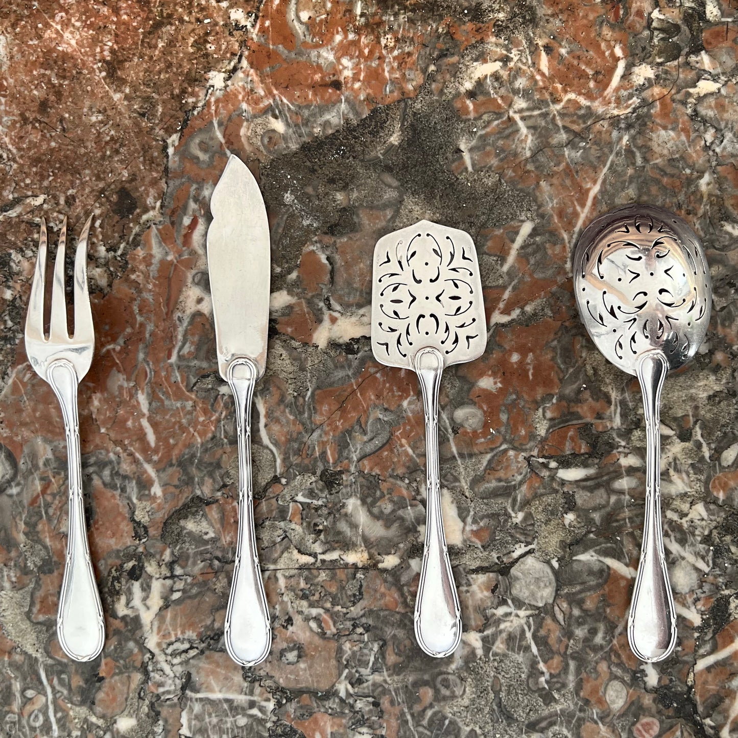 Service à Hors d'oeuvre, argent massif, Henri Lapparra (1923-1960)