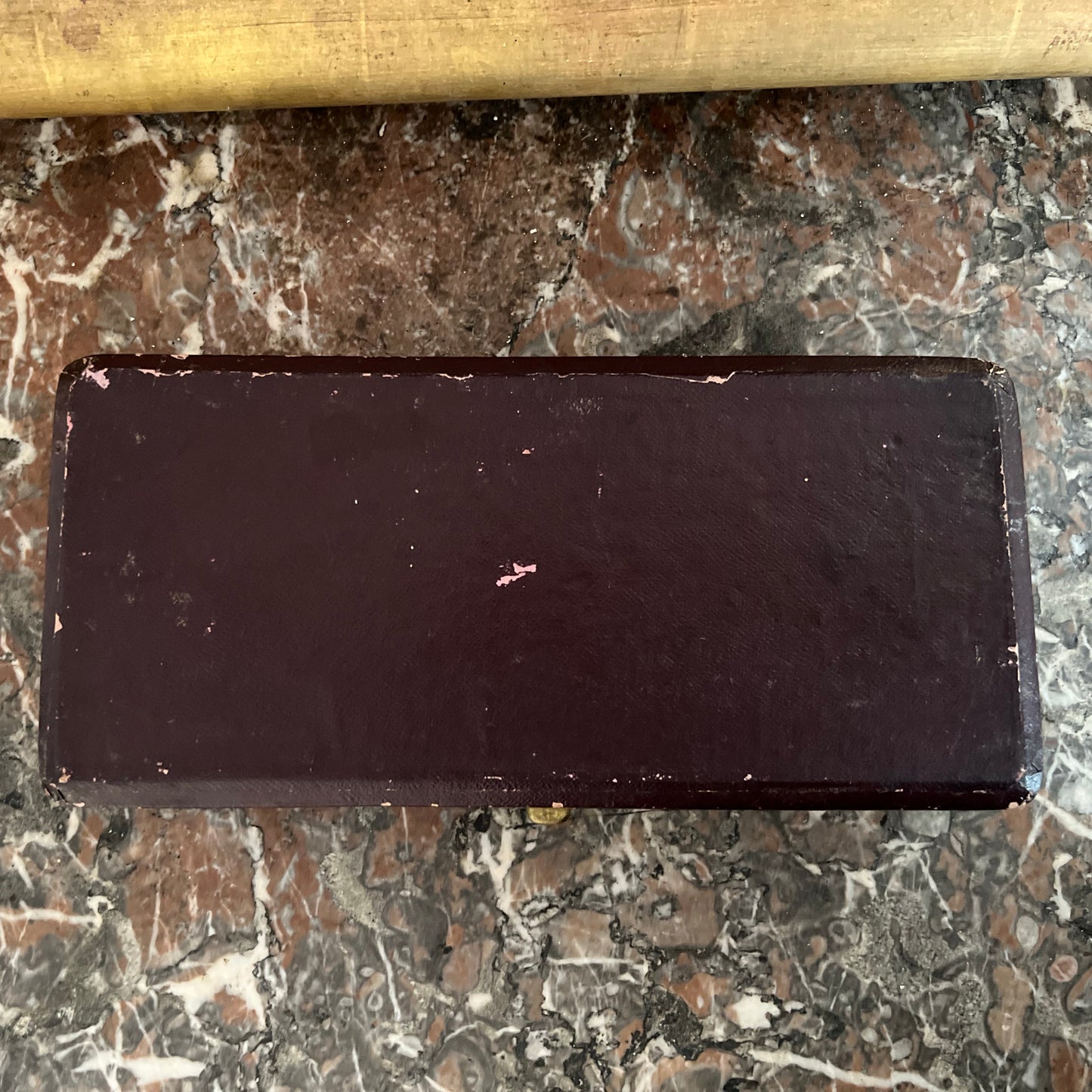 Service Ă foie gras, nacre & laiton