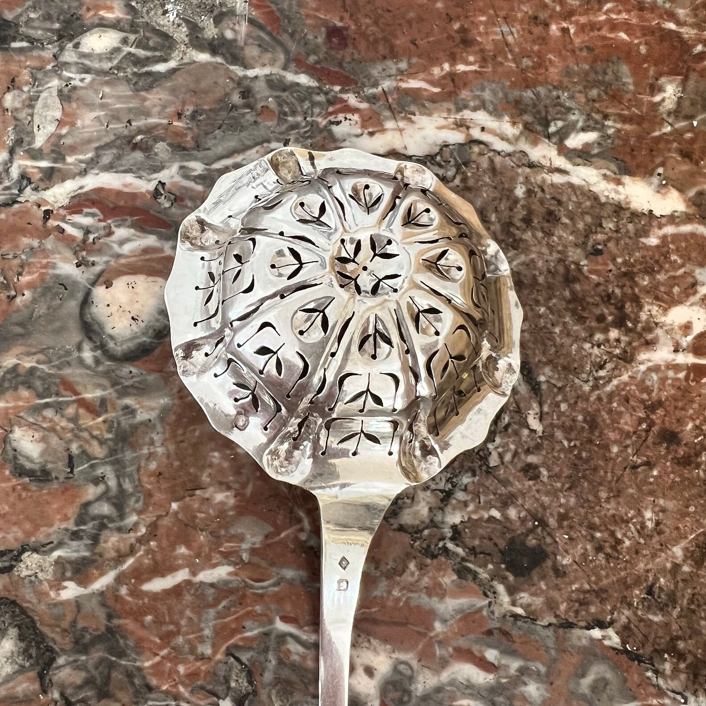 Cuillère à saupoudrer en argent, Philippe Berthier (dès 1847)