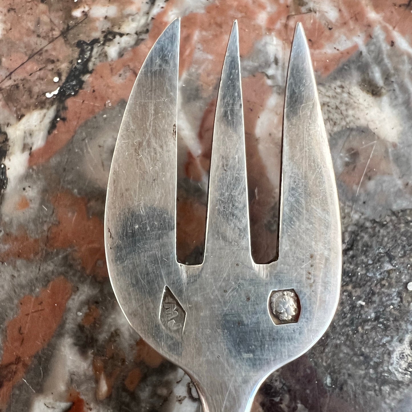 Fourchettes à huître, en nacre & argent massif, 11 pcs, XXe