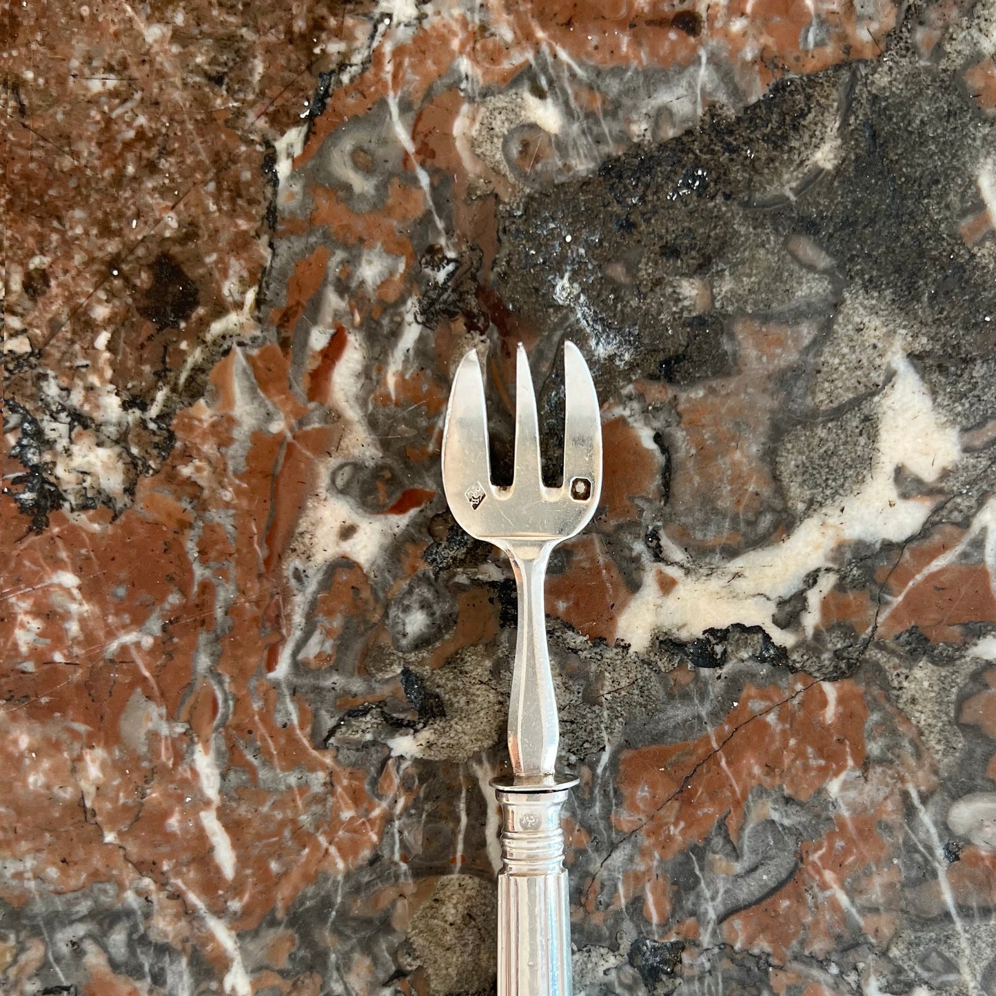 Fourchette à huîtres, en argent massif & argent fourré, Philippe Berthier