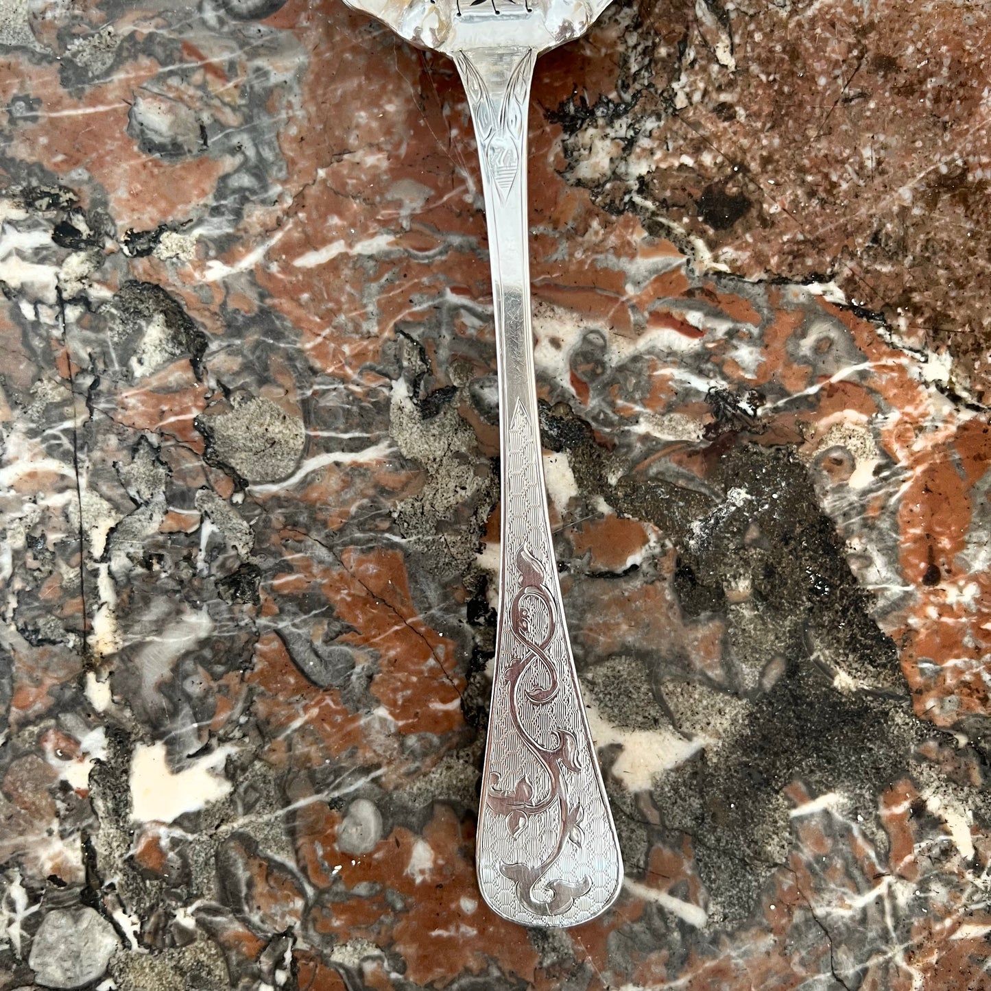 Cuillère à saupoudrer en argent, Philippe Berthier (dès 1847)