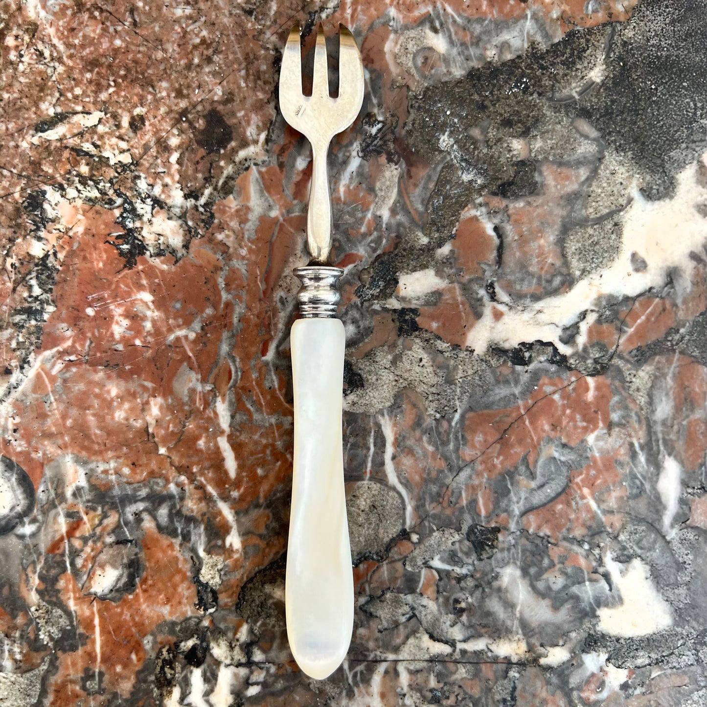 Fourchettes à huître, en nacre & argent massif, 11 pcs, XXe