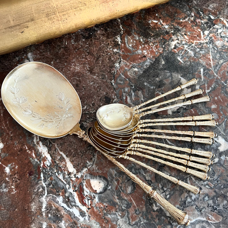 Vermeil ice service, Puiforcat, Russian laurel pattern (circa 1870), 13 pieces