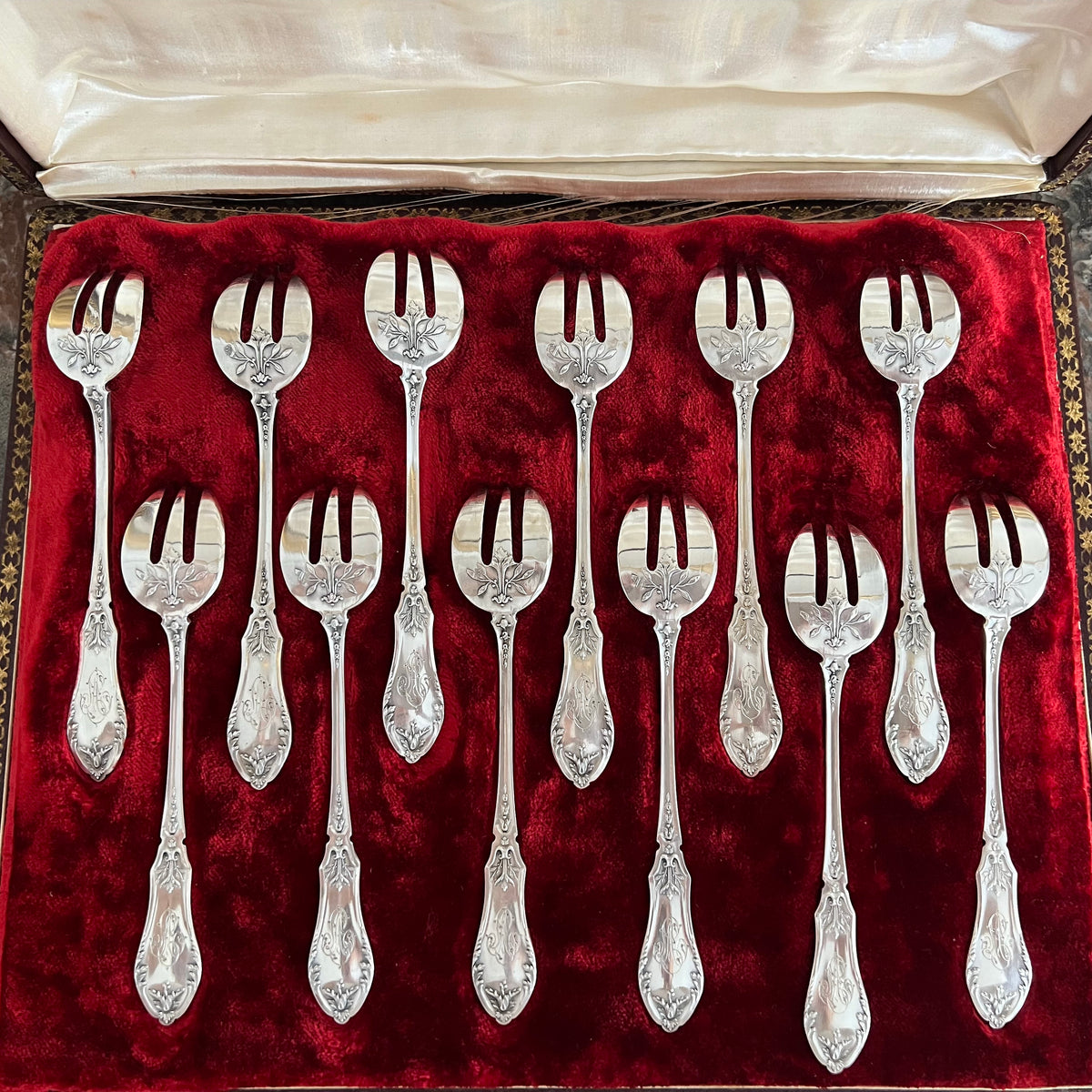 Fourchettes à huîtres en argent massif, 12 pcs, Victor Boivin