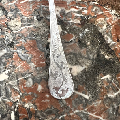 Cuillère à saupoudrer