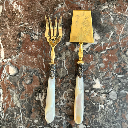 Service à foie gras, nacre & laiton